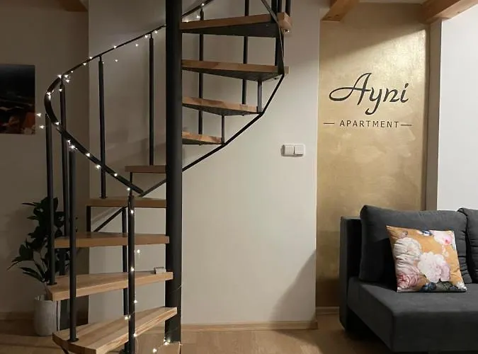 Апартаменты Ayni Семили